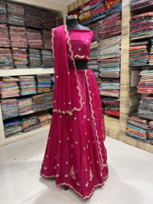rani pink minimal embroidered lehenga set with scalloped dupatta